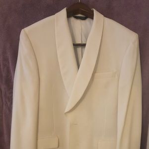 Men’s Ivory Tuxedo Jacket (Chest 45”) w Black Pants (38” Waist)